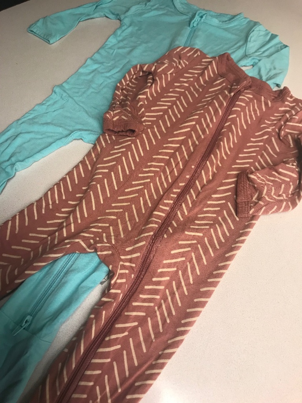 KYTE BABY BAMBOO SLEEPERS 6-12 MONTHS